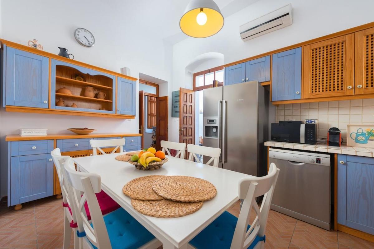 Villa Lindos Eksteriør bilde