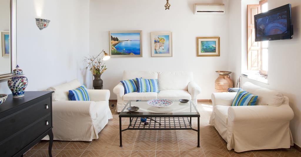 Villa Lindos Eksteriør bilde